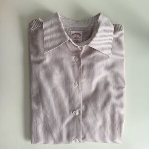 Brooks Brothers Fitted Non-Iron All Cotton Red and Grey Women's Top 8